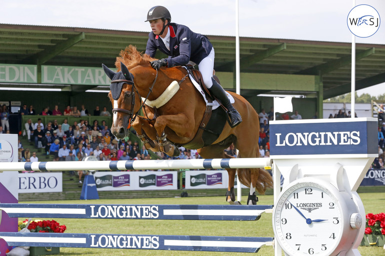 Great Britain had three clear rounds in the second round and one of them - Tim Wilks with the beautiful Quelbora Merze - was also clear in the first round. 