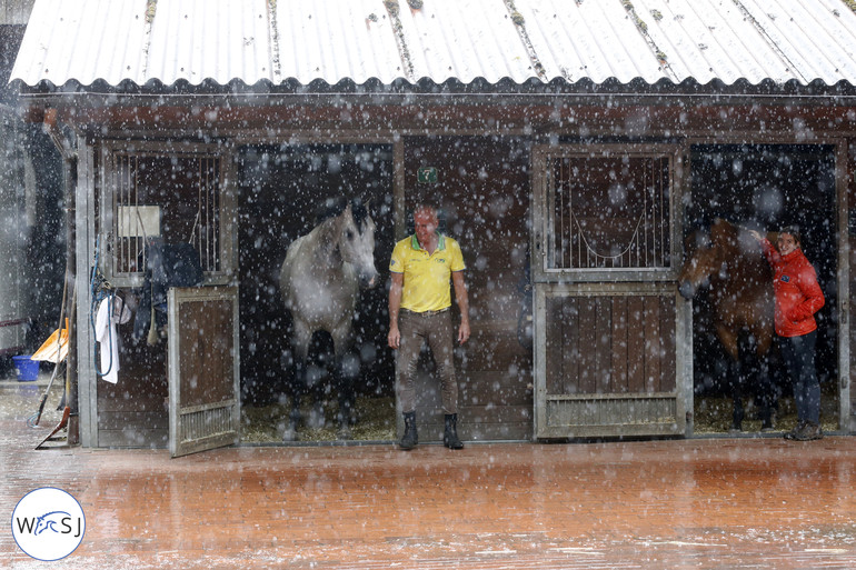 The rain was pouring down when we visited Gabi and Chris. 