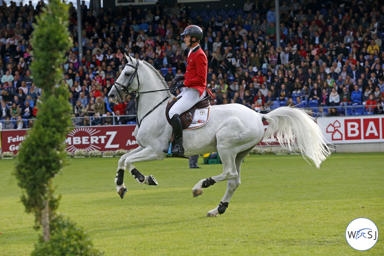 Belgium had a line up with four grey horses - here Olivier Philippaerts with H&M Cabrio van de Heffinck. 