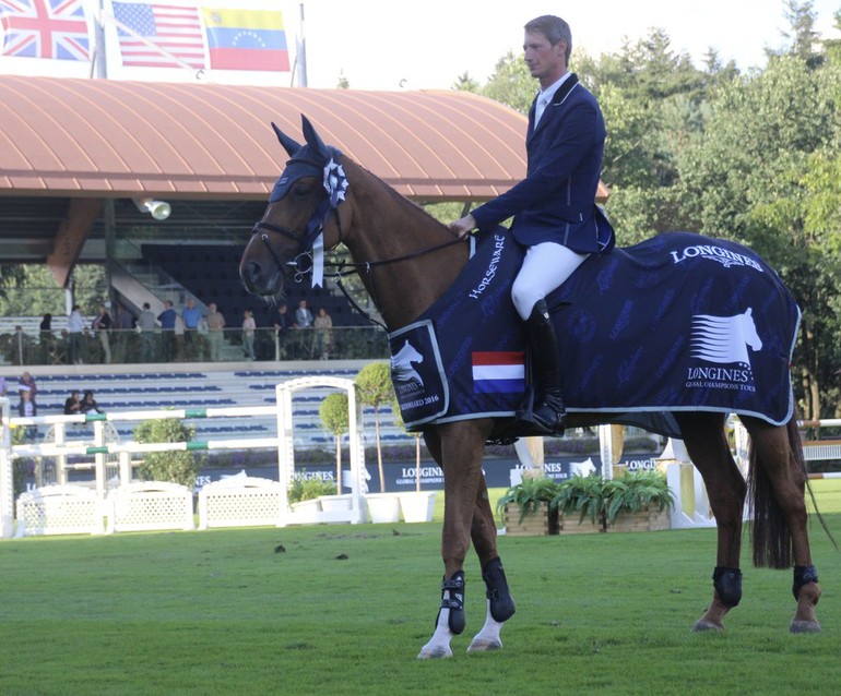 Daniel Deusser and Happiness van't Paradijs won Friday's biggest class in Valkenswaard. Photo (c) World of Showjumping.