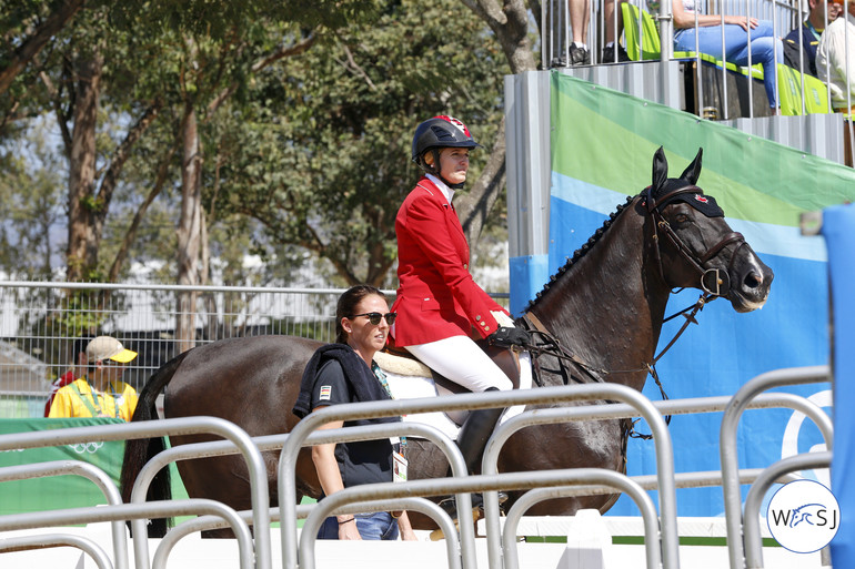 Tiffany Foster, Tripple X III and Caroline looking very determined by the in-gate. 