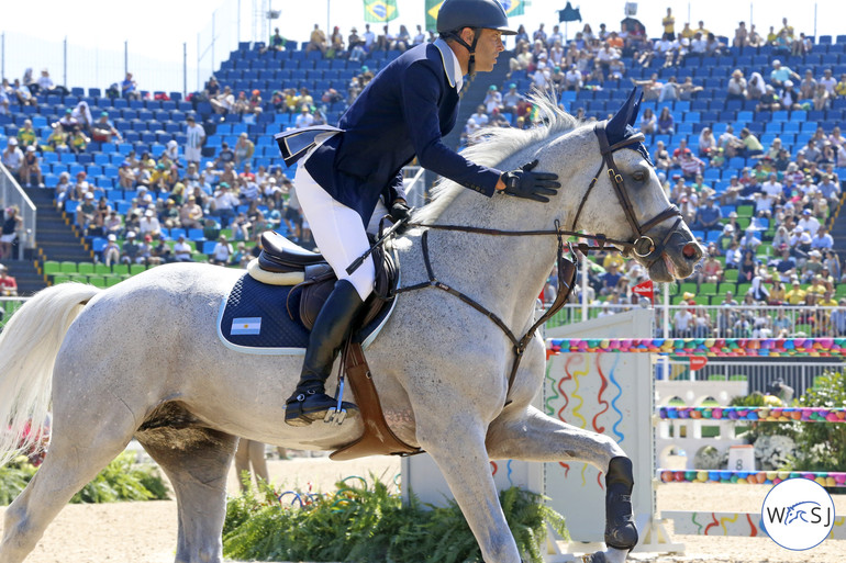 Jose Maria Larocca and Cornet du Lys had four faults, but were celebrated as winners from the Argentinian spectators. 