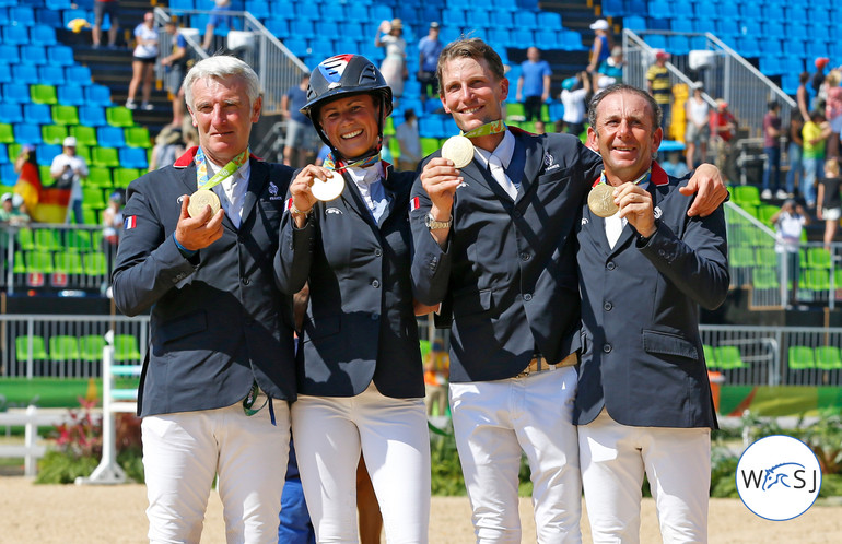A happy French team!