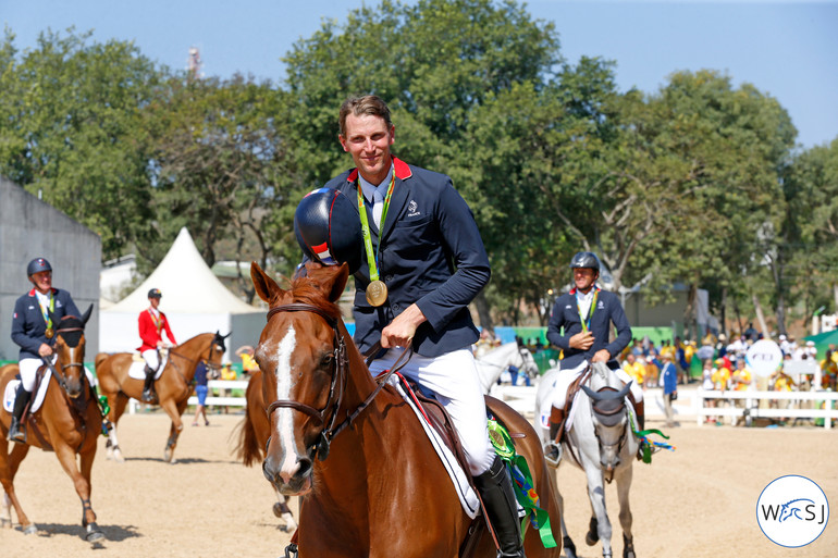 And finally the lap of honour! Congratulations Team France!