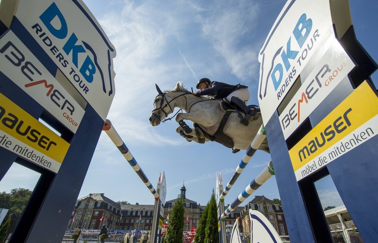 Jens Baackmann with Carmen. Photo (c) Stefan Lafrentz. 