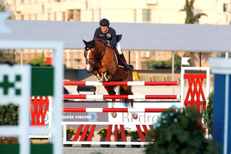 Simon Delestre for St Tropez Pirates in Shanghai. Photo (c) Stefano Grasso/GCL.