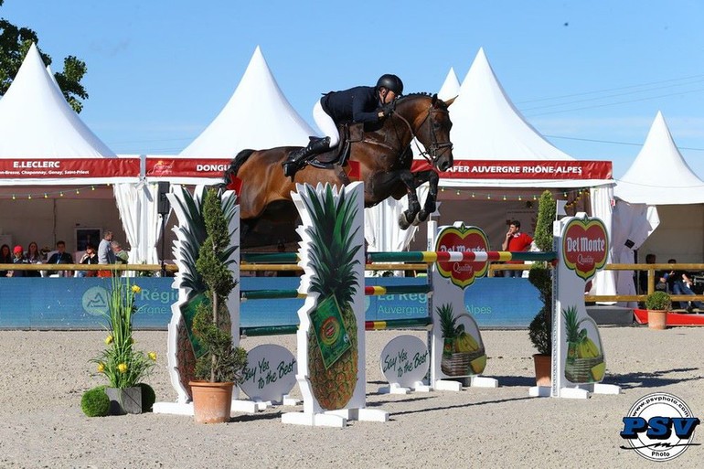 Cassio Rivetti and Ut Majeur de Brecey won Friday's CSI4* Prix Intersport in Bourg-en-Bresse. Photo (c) PSV Photo / Jumping International de Bourg en Bresse.