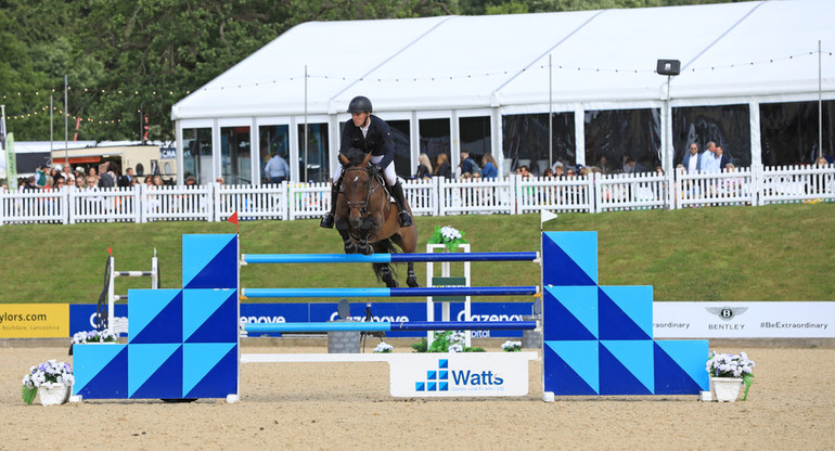 Photo (c) CSI Bolesworth International