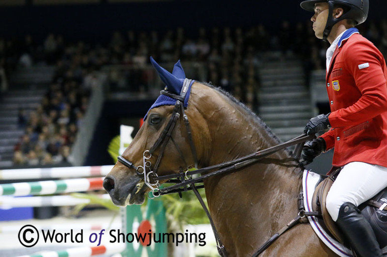 On a day with as many as 21 clears, nobody could match this couple in the jump-off as Kent Farrington rode a beautiful and extremely fast round on the stunner Voyeur keeping the door open for bringing the World Cup title to America for a third consecutive year. 