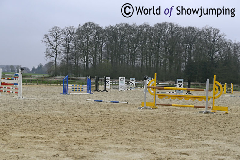 The outdoor ring at Ehning's yard.