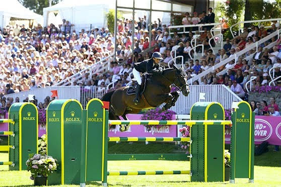 Photo © E. Knoll/ Jumping International de Dinard