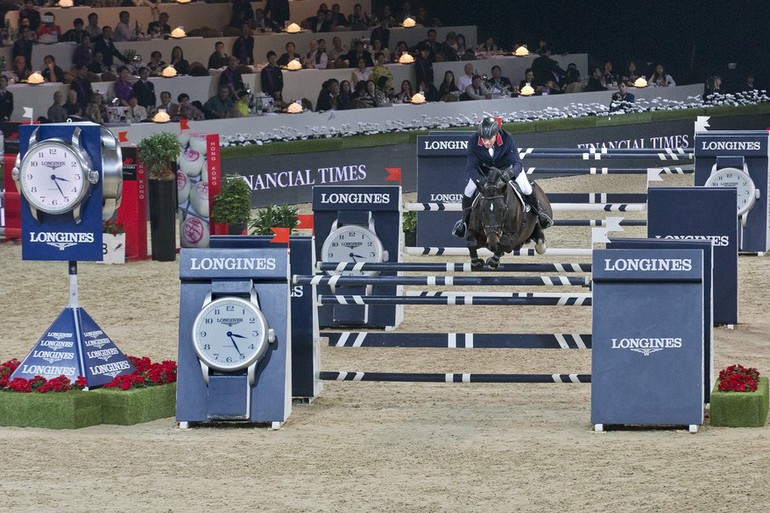 John Whitaker and Argento en route to victory in Hong Kong. Photo (c) Longines Media Center.