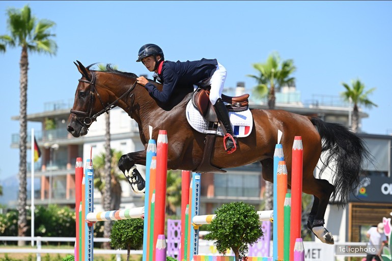 France's Lucas Delachaussee and Atcha des Coteaux. Photo © Hervé Bonnaud / www.1clicphoto.com.