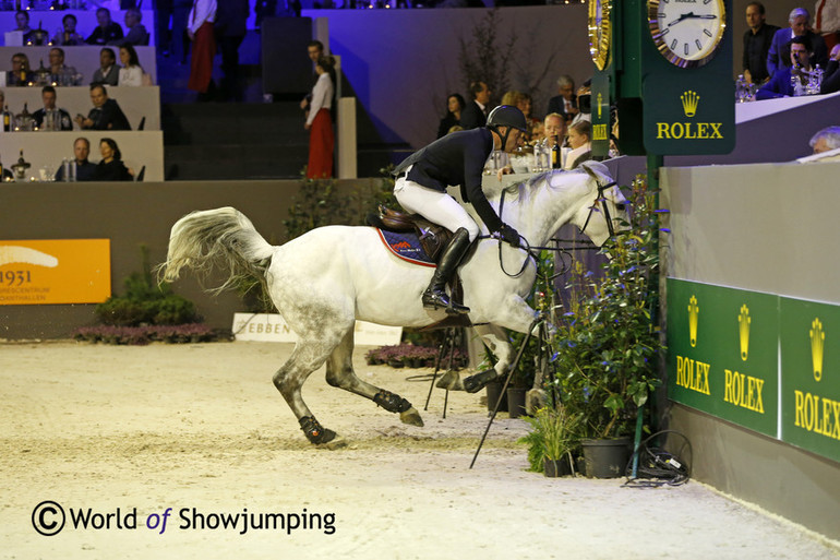 Jur Vrieling and Esprit DS heading out of the arena. Photo (c) Jenny Abrahamsson.