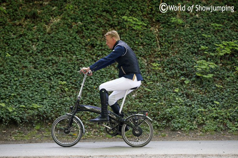 And a bike was very handy - here Mario Stevens on his way down hill. 