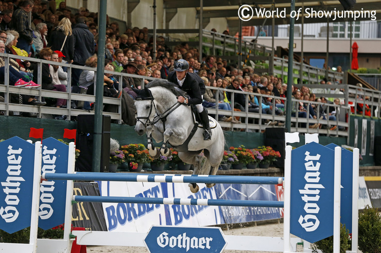 Marcus Ehning made his first show with Gin Chin van het Lindenhof. 