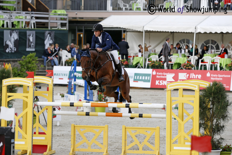 Cameron Hanley with the promising youngster Ikketiska van de Noordheuvel.