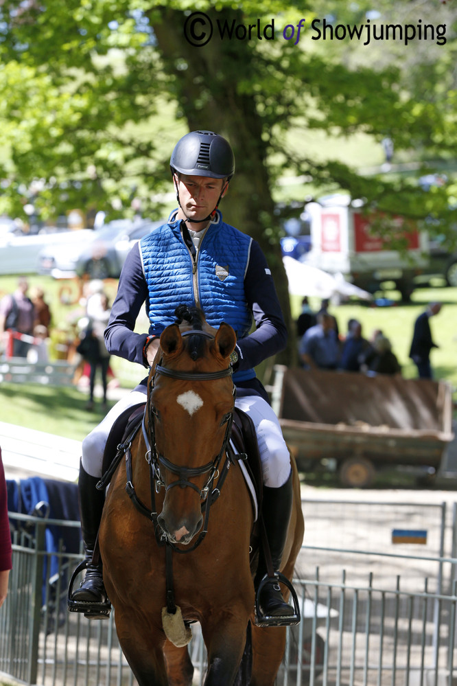 A very focused Patrick Stühlmeyer with Lord Lohengrin. 