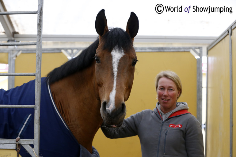 Not many horses can live up the winning record of this mare - Corlanda OLD! And once again she was winning one class on Saturday and second on Sunday. Here with her groom Miranda. 