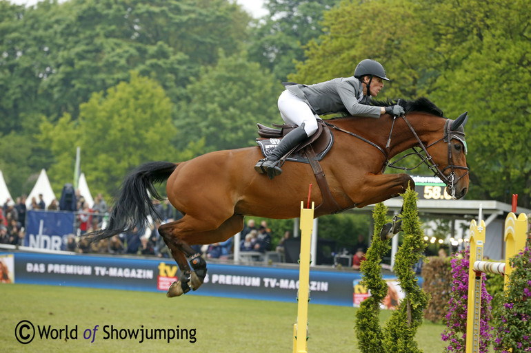 Henrik von Eckermann and Cantinero during the first round. 