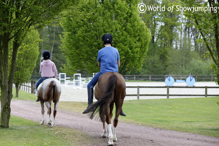 And happy ponies!