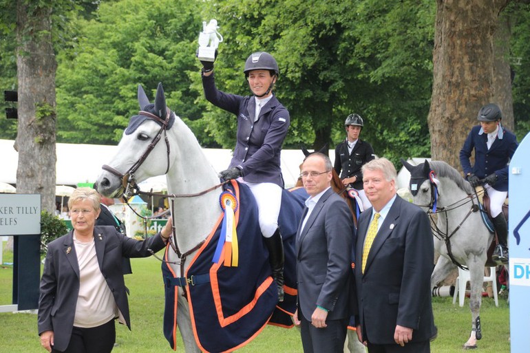 Katharina Offel was awarded as leading lady rider in Wiesbaden. Photo (c) World of Showjumping.