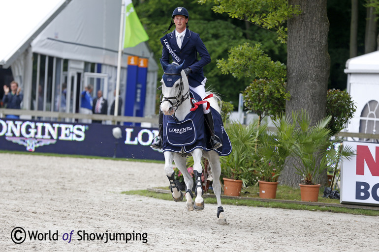 Daniel Deusser with Cornet d'Amour.