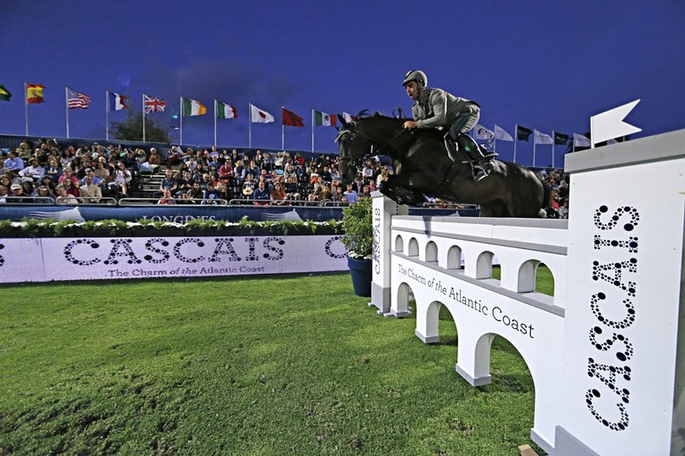 Emanuele Gaudiano and Admara 2 won Friday's feature class in Estoril. Photo (c) Stefano Grasso/LGCT.