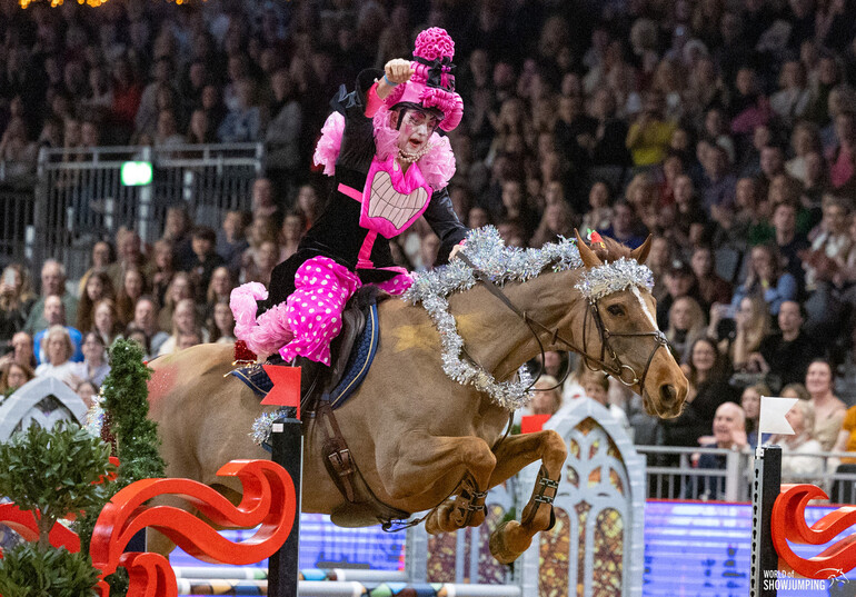 More Is More The Fancy Dress Relay At London International Horse Show More Is More The Fancy Dress Relay At London International Horse Show