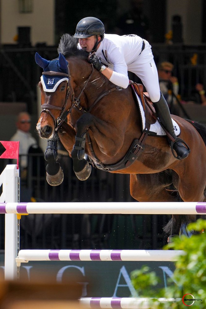 Harry Charles & Aralyn Blue, winners of the $62,500 Bainbridge Companies CSI5* 1.50m. Photo © Sportfot.