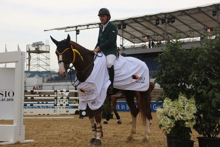 Conor Swail and Simba de la Roque won the 1.45 class in Mannheim on Friday. Photo (c) World of Showjumping.