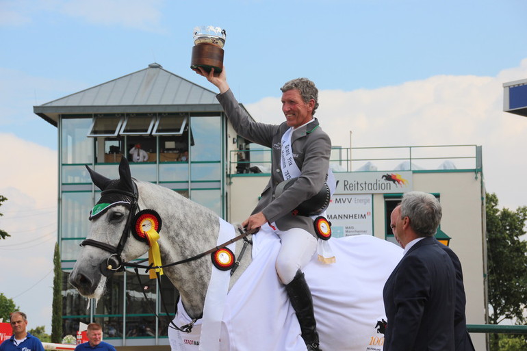 Ludger Beerbaum and Chiara won the CSIO5* Grand Prix of Mannheim as last to go in the jump-off. Photo (c) World of Showjumping.