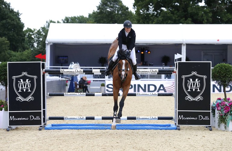 Laura Renwick won Sunday's feature class in London with Bintang. Photo (c) Stefano Grasso/LGCT.