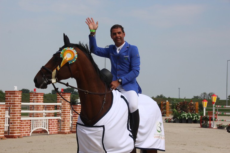 Doda de Miranda and AD Nouvelle Europe Z. Photo (c) World of Showjumping. 