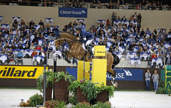 Scott Brash with Hello Sanctos. Photo (c) Jenny Abrahamsson.