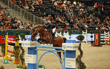 Karline de Brabander with Hos d'O. Photo (c) Jenny Abrahamsson.