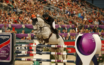 Gerco Schröder with Glock's Cognac Champblanc. Photo (c) Jenny Abrahamsson.