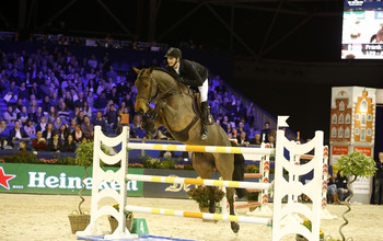 Frank Schuttert with Arc de Triomphe. Photo (c) Jenny Abrahamsson.