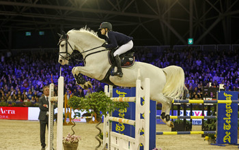 Maria Madenova with Kleiner Onkel. Photo (c) Jenny Abrahamsson.