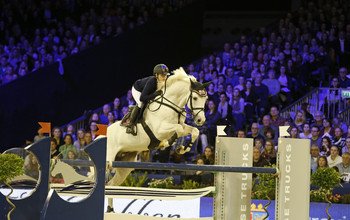 Maria Madenova with Kleiner Onkel. Photo (c) Jenny Abrahamsson.