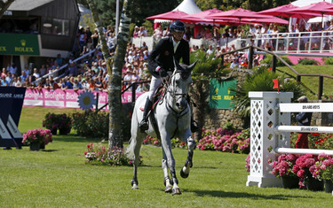 Jerome Guery with Upper Star