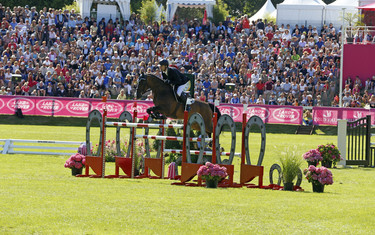 Niklaus Rutschi with Earl Pery's Caro CH