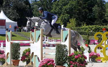 Edouard Le Boux with Uppercut de Bethune