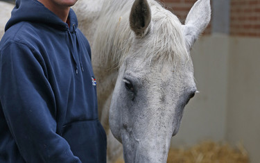 Leopold with VDL Groep Think Twice,
