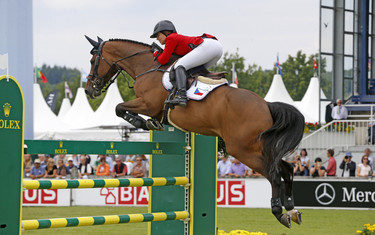 Emma Augier de Mouossac with Charly Brown 