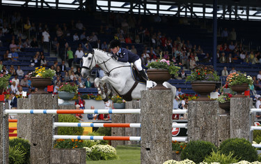 Helena Persson with Bonzai H