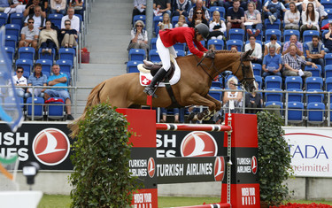 Janika Sprunger with Bonne Chance CW