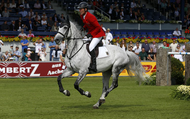 Ludger Beerbaum with Chiara 222