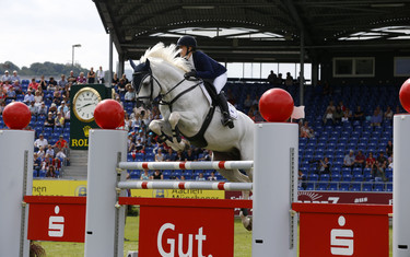 Maria Madenova with Kleiner Onkel 141