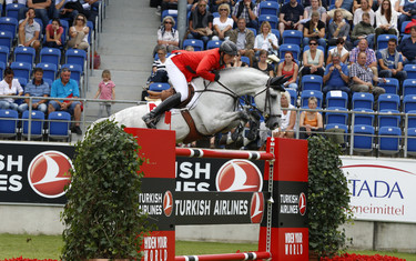 Martin Fuchs with Clooney 51